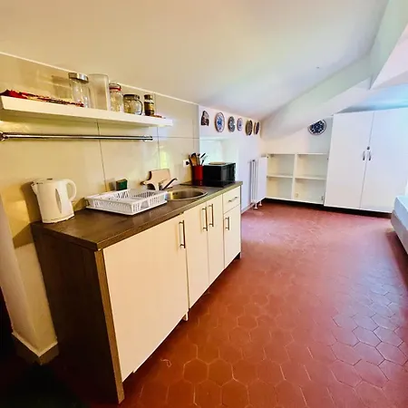 Amazing Attic At The קומו