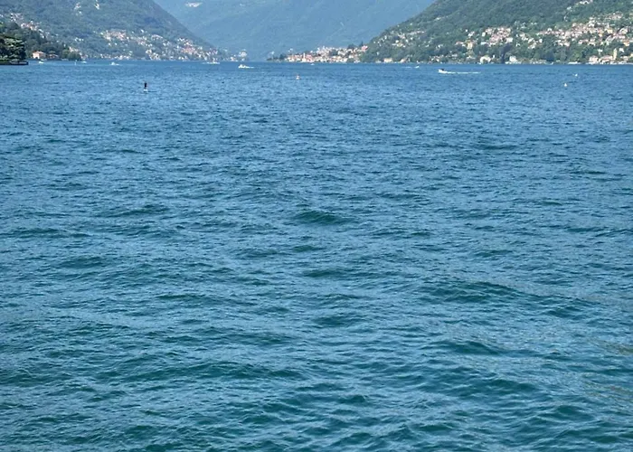 Amazing Attic At The דירה