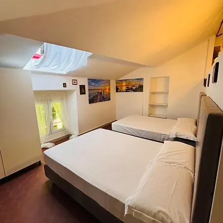 Appartement Amazing Attic At The Côme